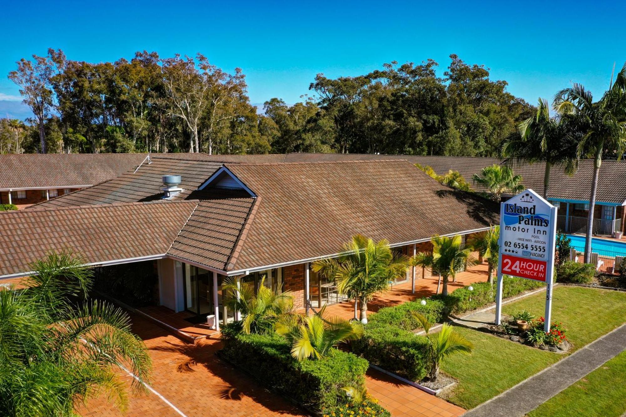 Island Palms Motor Inn Forster Exterior photo