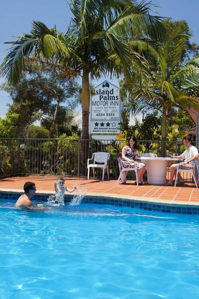 Island Palms Motor Inn Forster Exterior photo